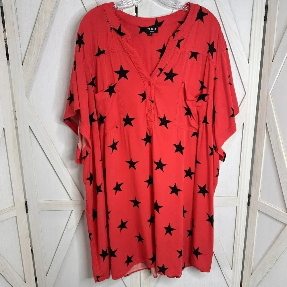 Torrid Harper Rayon Twill Pullover Short Sleeve Tunic Blouse
